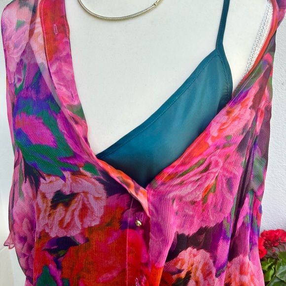 Johnny Was Lars 2 piece, silk blouse medium - Picture 6 of 9